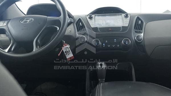 Photo 15 VIN: KMHJT81E6FU011134 - HYUNDAI TUCSON 