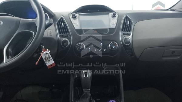 Photo 16 VIN: KMHJT81E6FU011134 - HYUNDAI TUCSON 