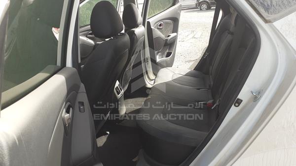 Photo 18 VIN: KMHJU81C4FU058741 - HYUNDAI TUCSON 