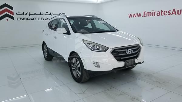 Photo 9 VIN: KMHJU81C7FU043408 - HYUNDAI TUCSON 