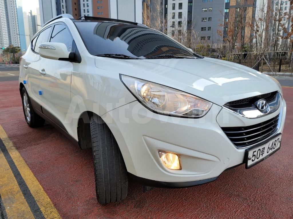 Photo 7 VIN: KMHJU81VBBU186756 - HYUNDAI TUCSON IX 