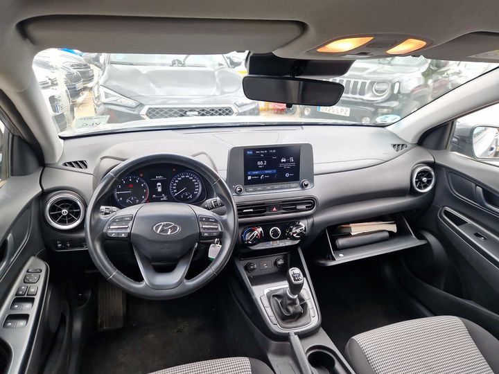 Photo 13 VIN: KMHK1812AMU679906 - HYUNDAI KONA 