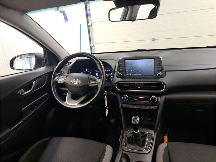 Photo 6 VIN: KMHK2811AJU078077 - HYUNDAI KONA 