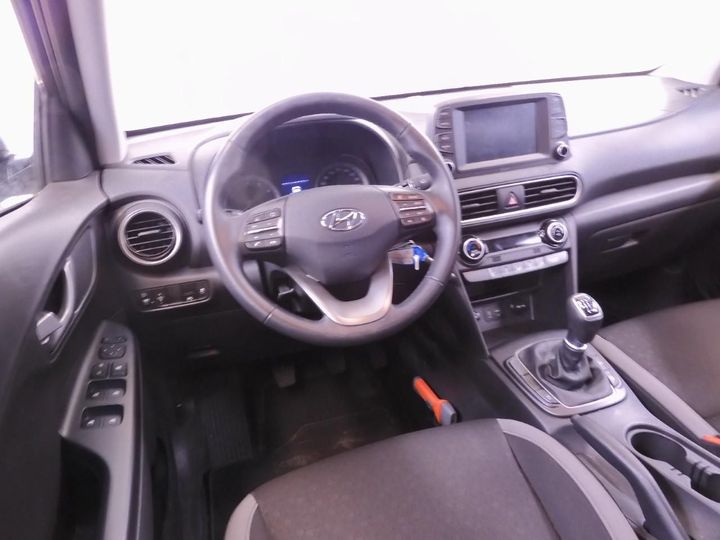 Photo 9 VIN: KMHK2811AJU088835 - HYUNDAI KONA 