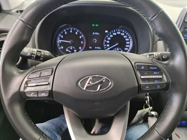 Photo 8 VIN: KMHK2811ALU372945 - HYUNDAI KONA 