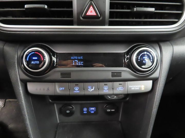 Photo 10 VIN: KMHK2811ALU578233 - HYUNDAI KONA 