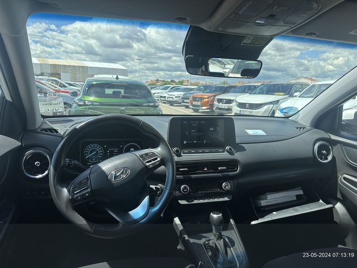 Photo 5 VIN: KMHK281EGMU057966 - HYUNDAI KONA 