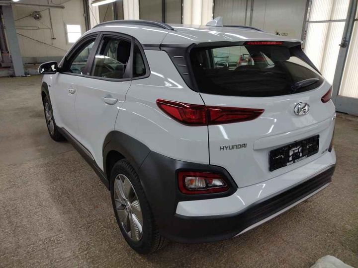 Photo 3 VIN: KMHK281HFLU110402 - HYUNDAI KONA 