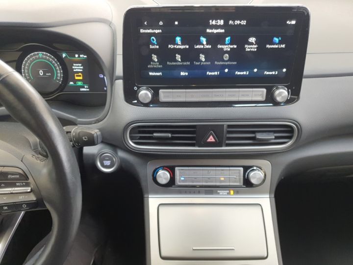 Photo 7 VIN: KMHK281HFLU121158 - HYUNDAI KONA 