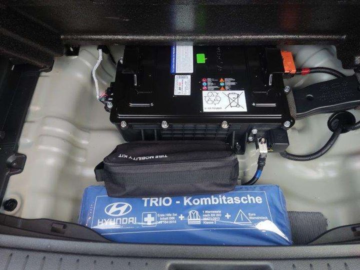 Photo 6 VIN: KMHK3812AMU756921 - HYUNDAI KONA 