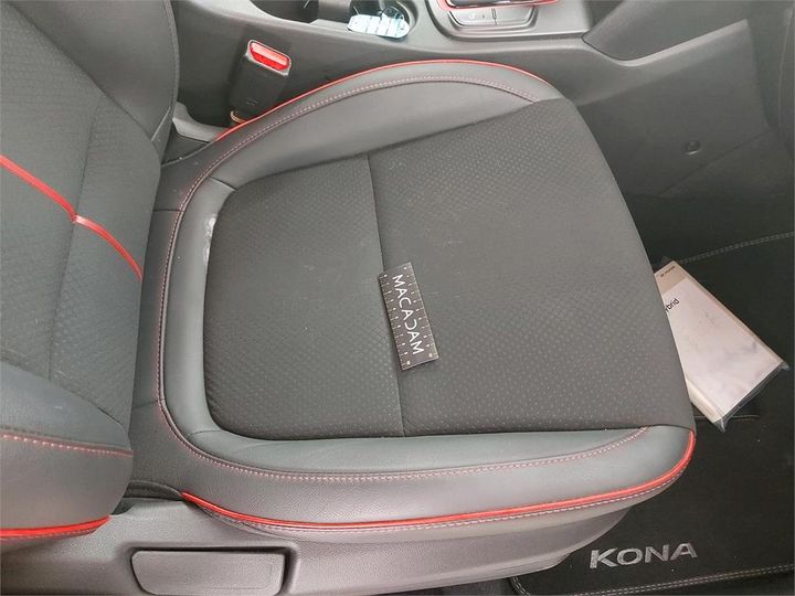 Photo 10 VIN: KMHK381EGLU014345 - HYUNDAI KONA 