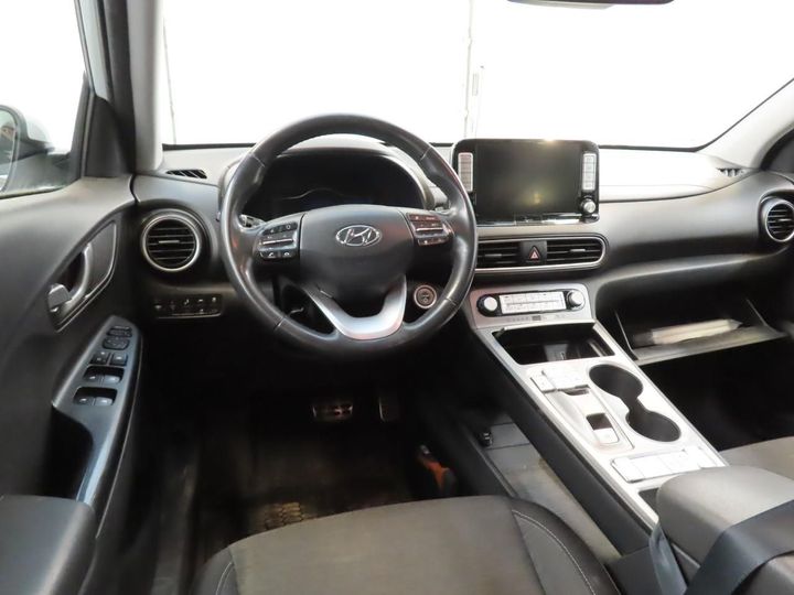 Photo 3 VIN: KMHK381GFKU016896 - HYUNDAI KONA 