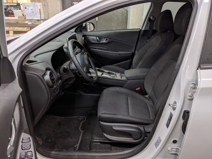 Photo 11 VIN: KMHK381HFLU076294 - HYUNDAI KONA 