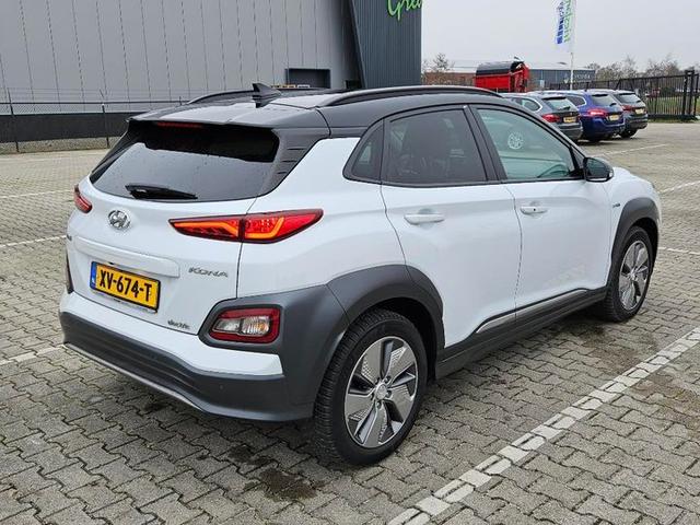 Photo 2 VIN: KMHK581GFKU026142 - HYUNDAI KONA 