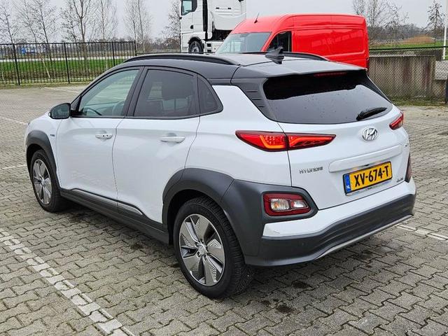 Photo 3 VIN: KMHK581GFKU026142 - HYUNDAI KONA 