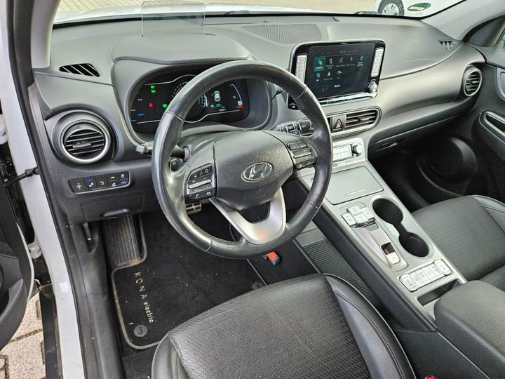 Photo 6 VIN: KMHK581GFKU027074 - HYUNDAI KONA 