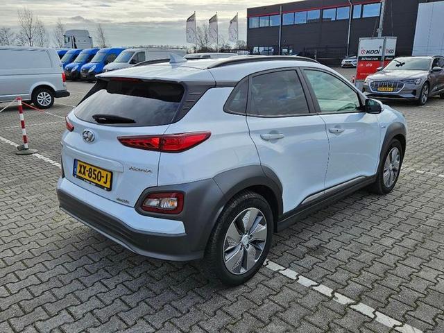 Photo 2 VIN: KMHK581GFKU027168 - HYUNDAI KONA 