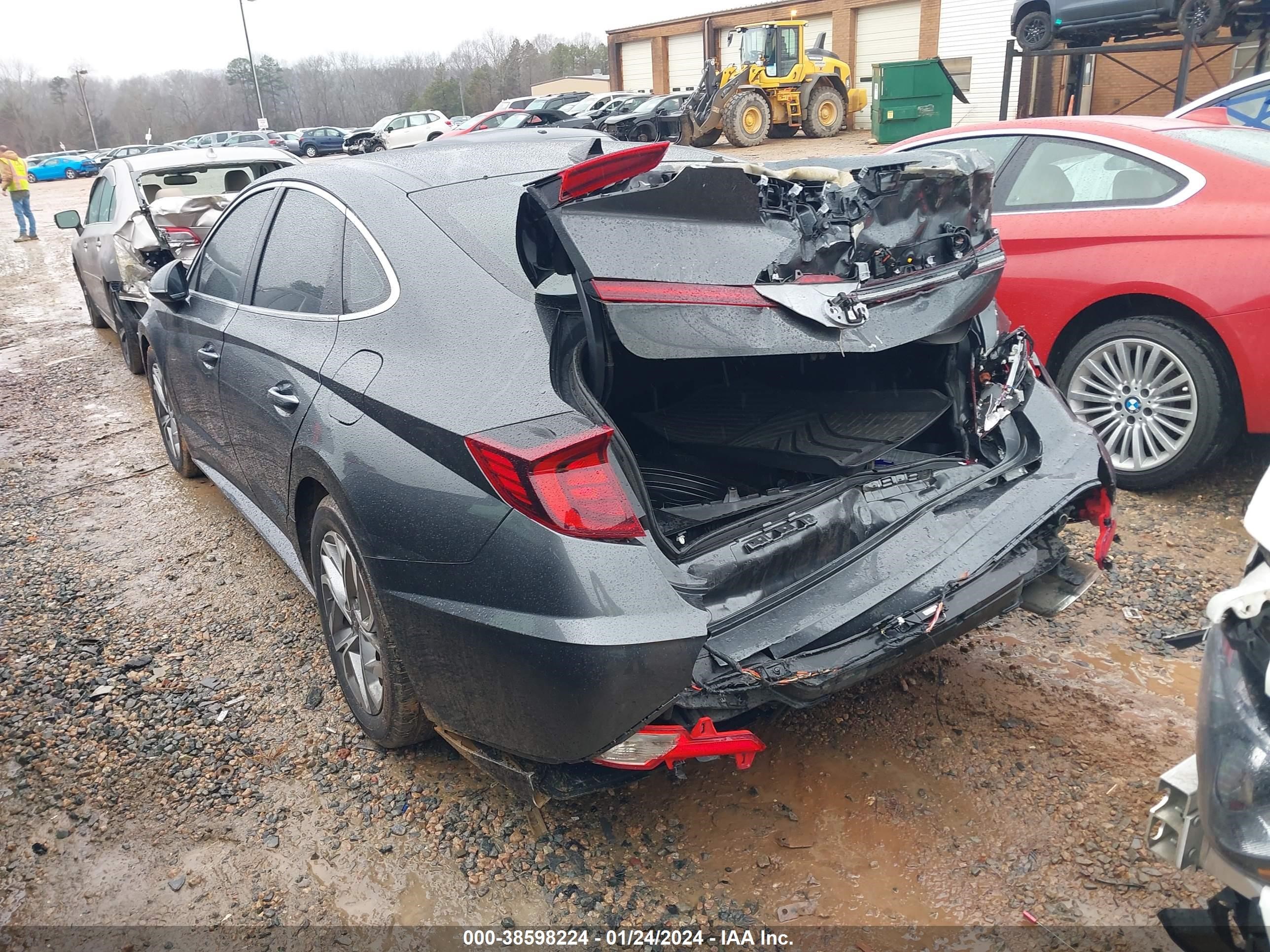 Photo 2 VIN: KMHL14JA0MA158875 - HYUNDAI SONATA 