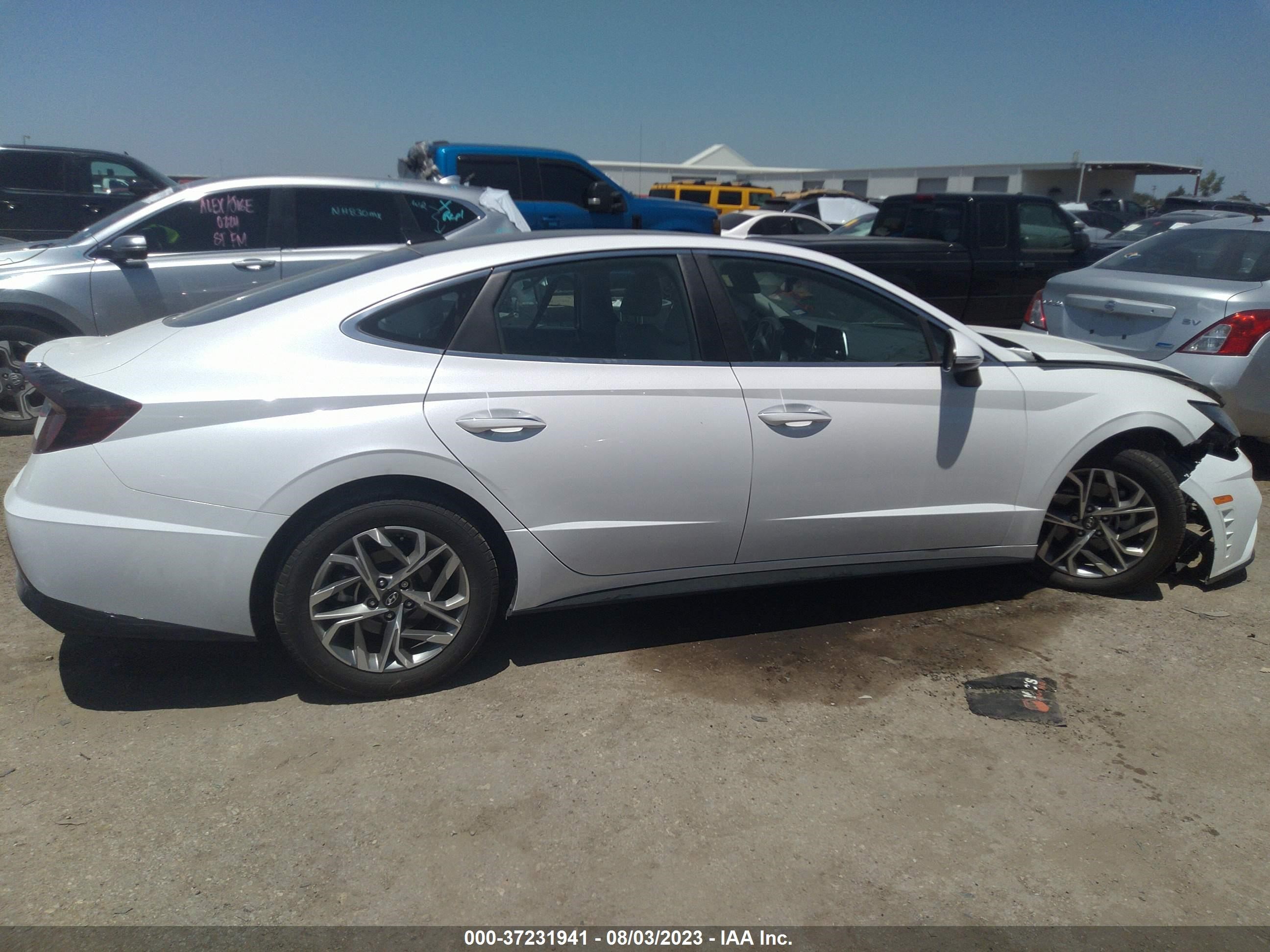 Photo 12 VIN: KMHL14JA3MA152150 - HYUNDAI SONATA 