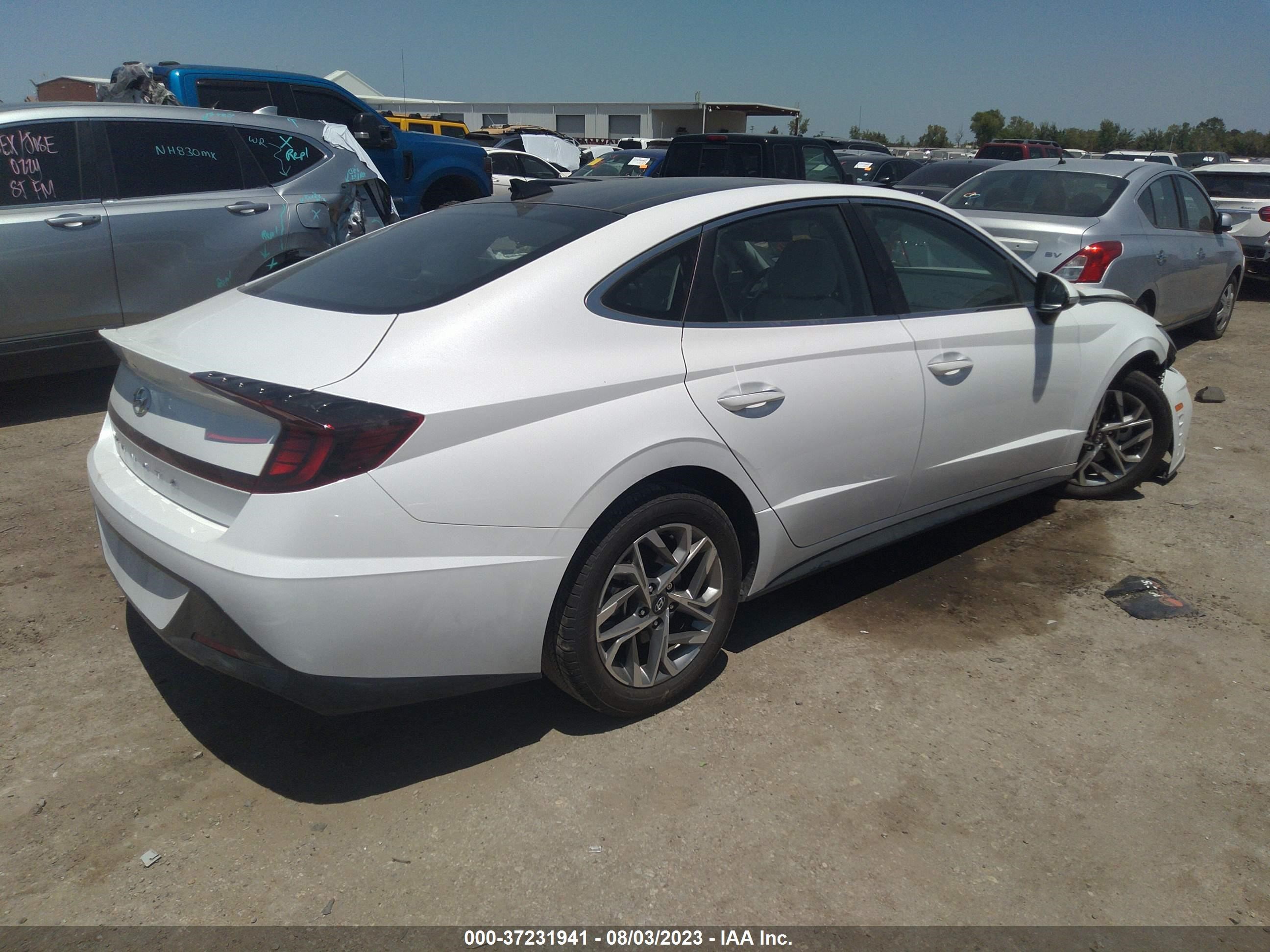 Photo 3 VIN: KMHL14JA3MA152150 - HYUNDAI SONATA 