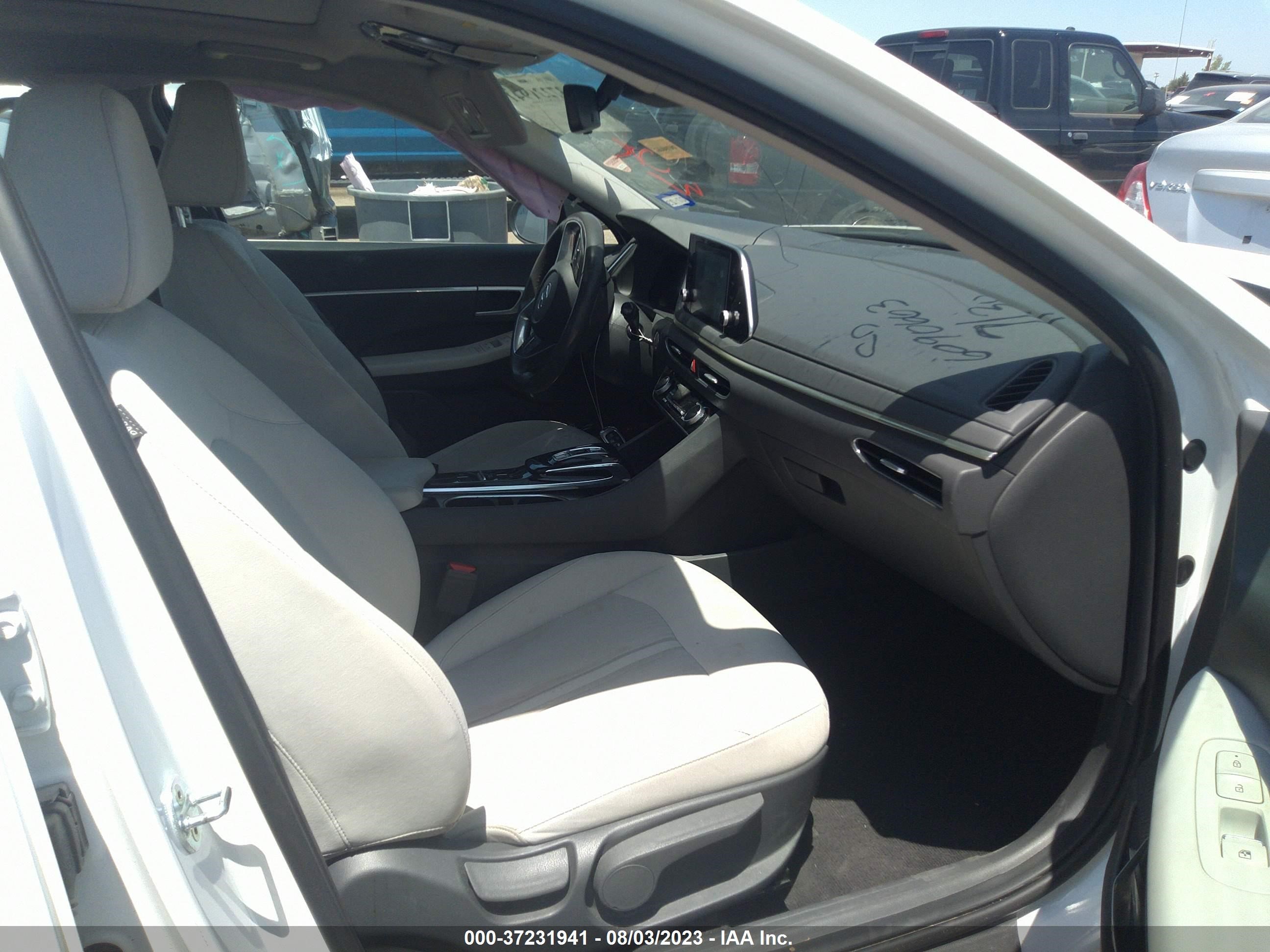 Photo 4 VIN: KMHL14JA3MA152150 - HYUNDAI SONATA 