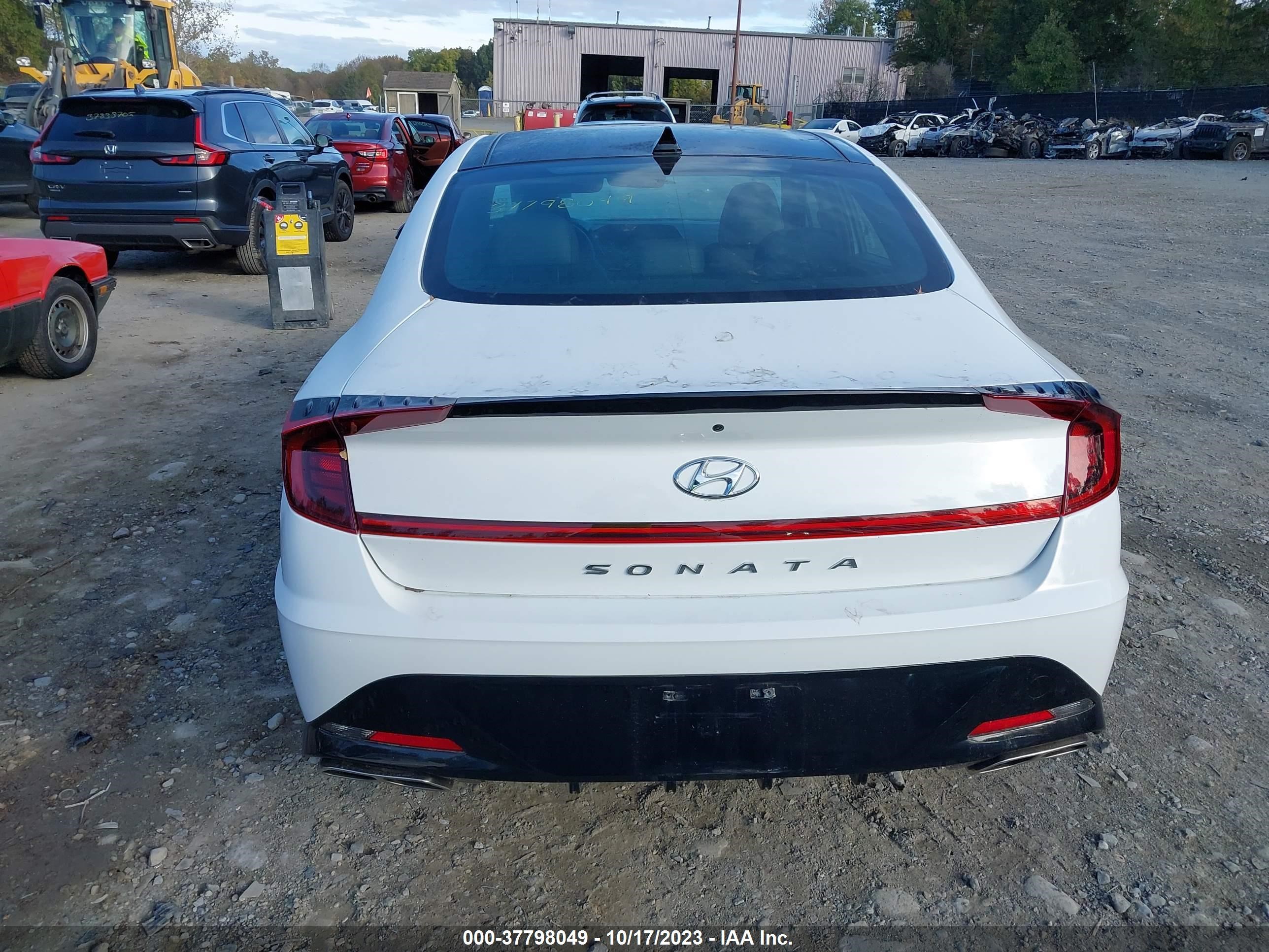 Photo 15 VIN: KMHL14JC0PA283879 - HYUNDAI SONATA 