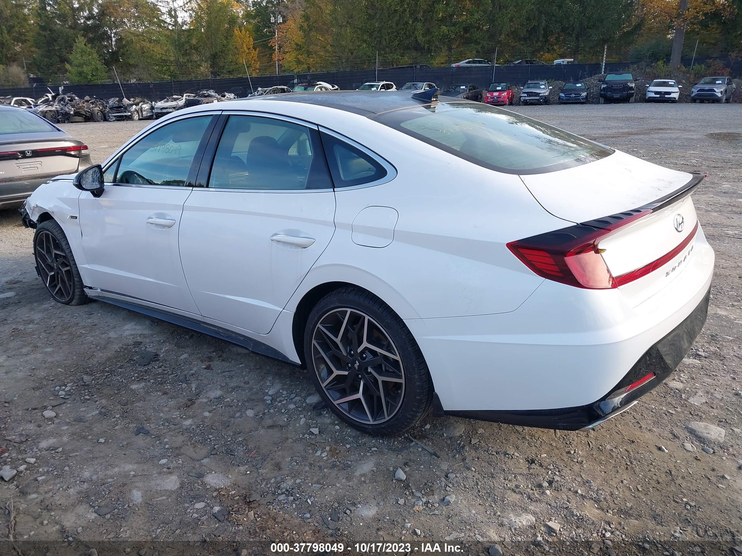 Photo 2 VIN: KMHL14JC0PA283879 - HYUNDAI SONATA 