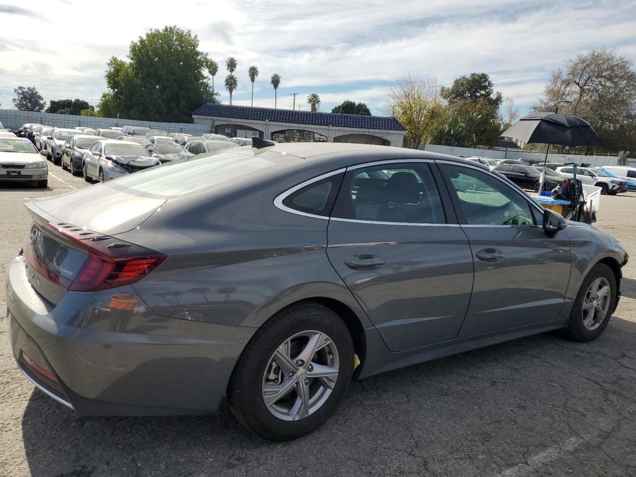 Photo 2 VIN: KMHL24JA0NA230415 - HYUNDAI SONATA 