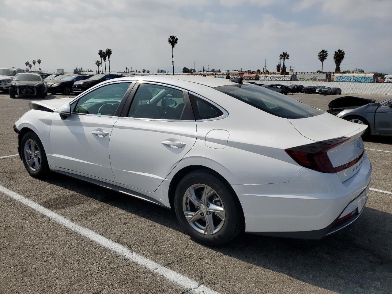 Photo 1 VIN: KMHL24JA8PA303470 - HYUNDAI SONATA 