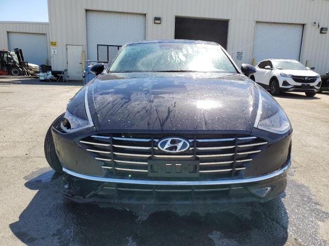 Photo 4 VIN: KMHL24JA9PA335067 - HYUNDAI SONATA SE 