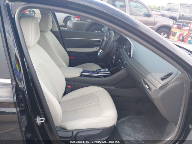 Photo 4 VIN: KMHL24JAXPA258984 - HYUNDAI SONATA 