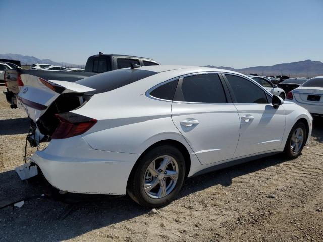 Photo 2 VIN: KMHL24JAXPA315412 - HYUNDAI SONATA SE 