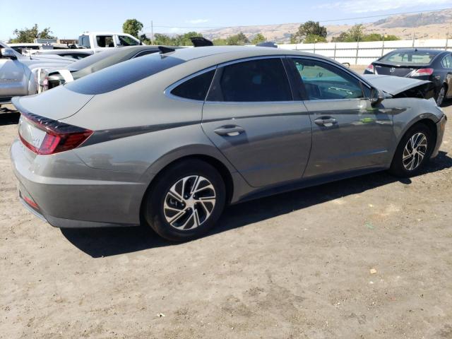 Photo 2 VIN: KMHL24JJ8NA049935 - HYUNDAI SONATA HYB 