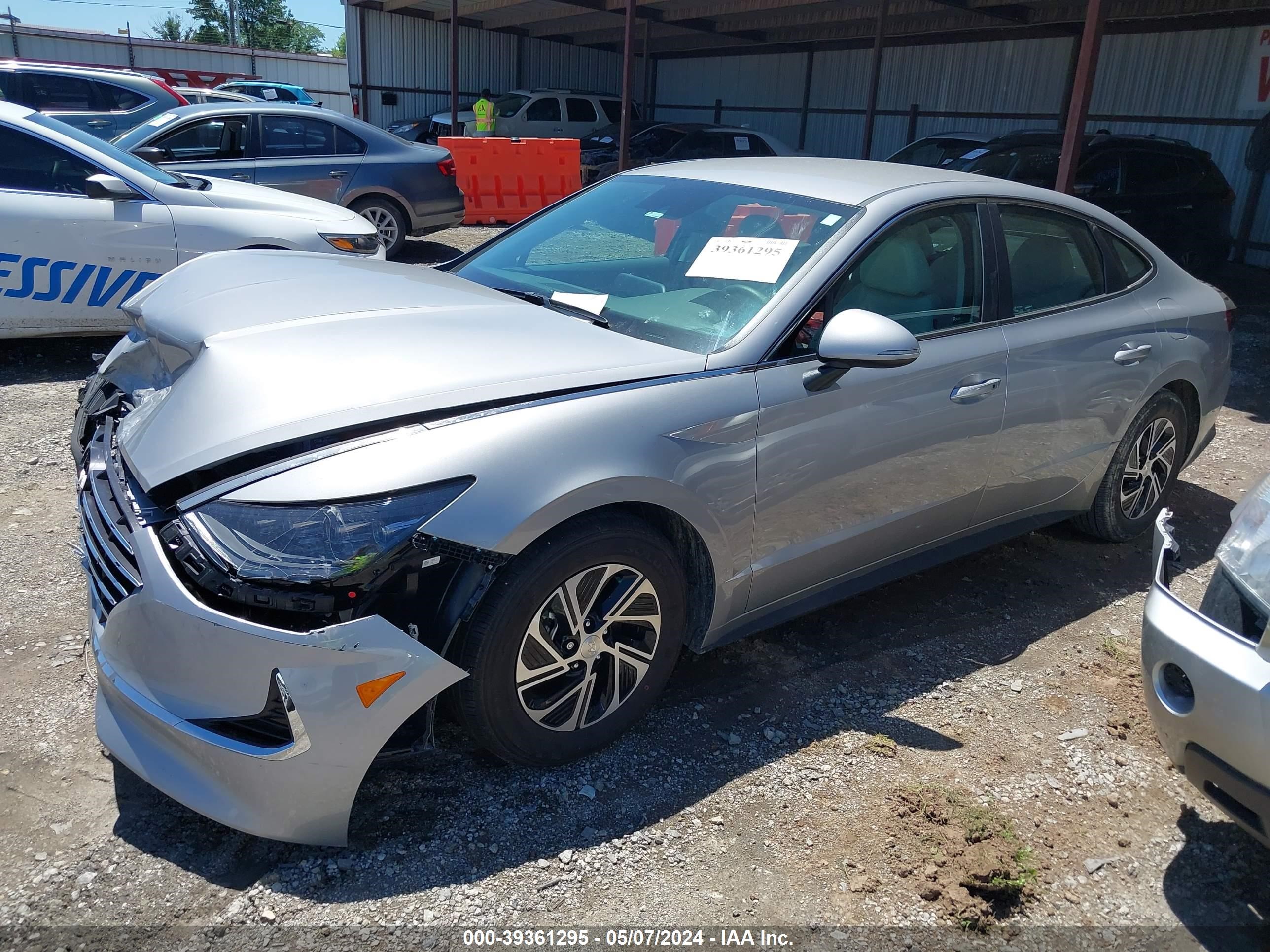 Photo 13 VIN: KMHL24JJ9PA074068 - HYUNDAI SONATA 