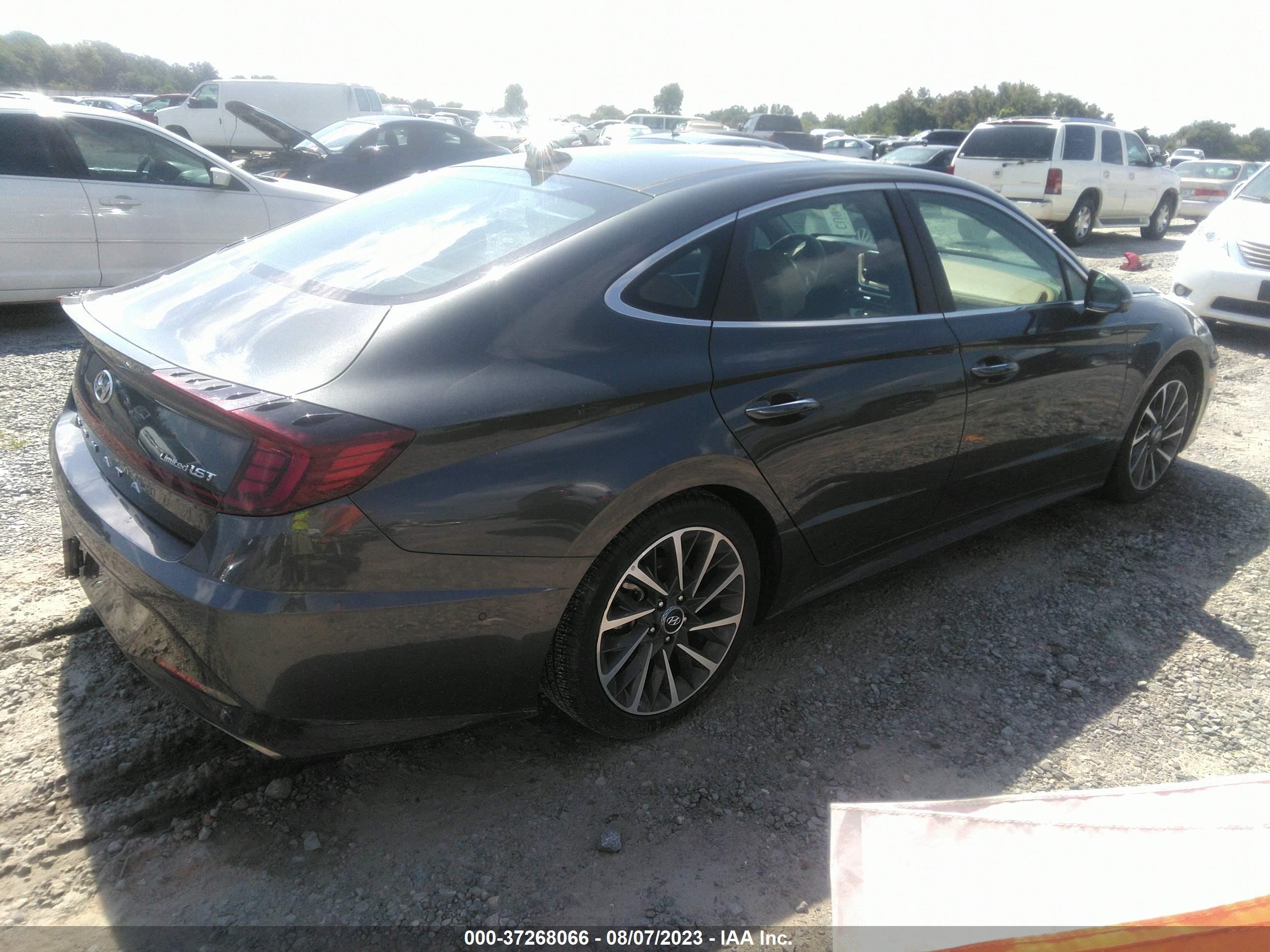 Photo 3 VIN: KMHL34J21MA158015 - HYUNDAI SONATA LIM 