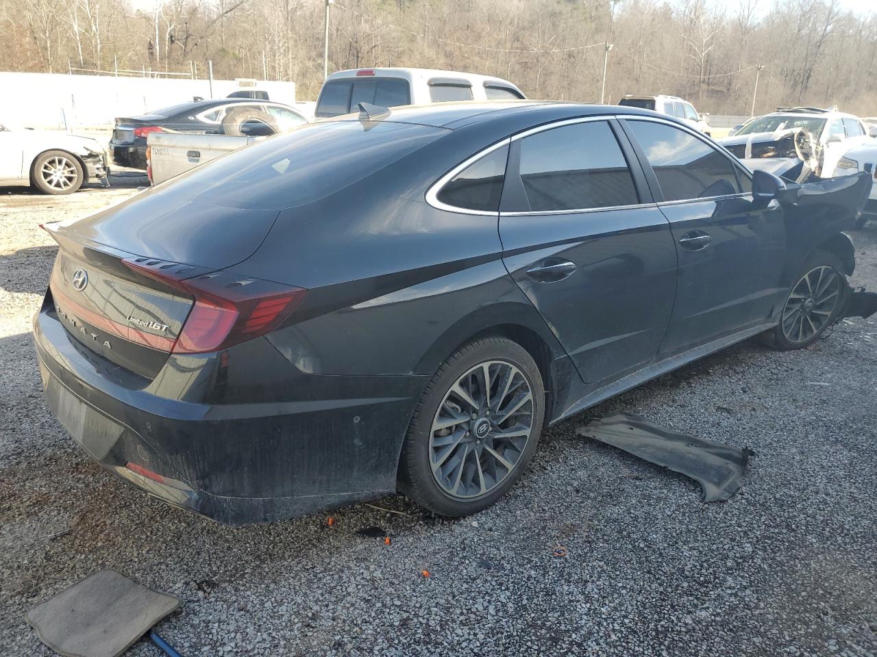 Photo 2 VIN: KMHL34J26PA318197 - HYUNDAI SONATA 