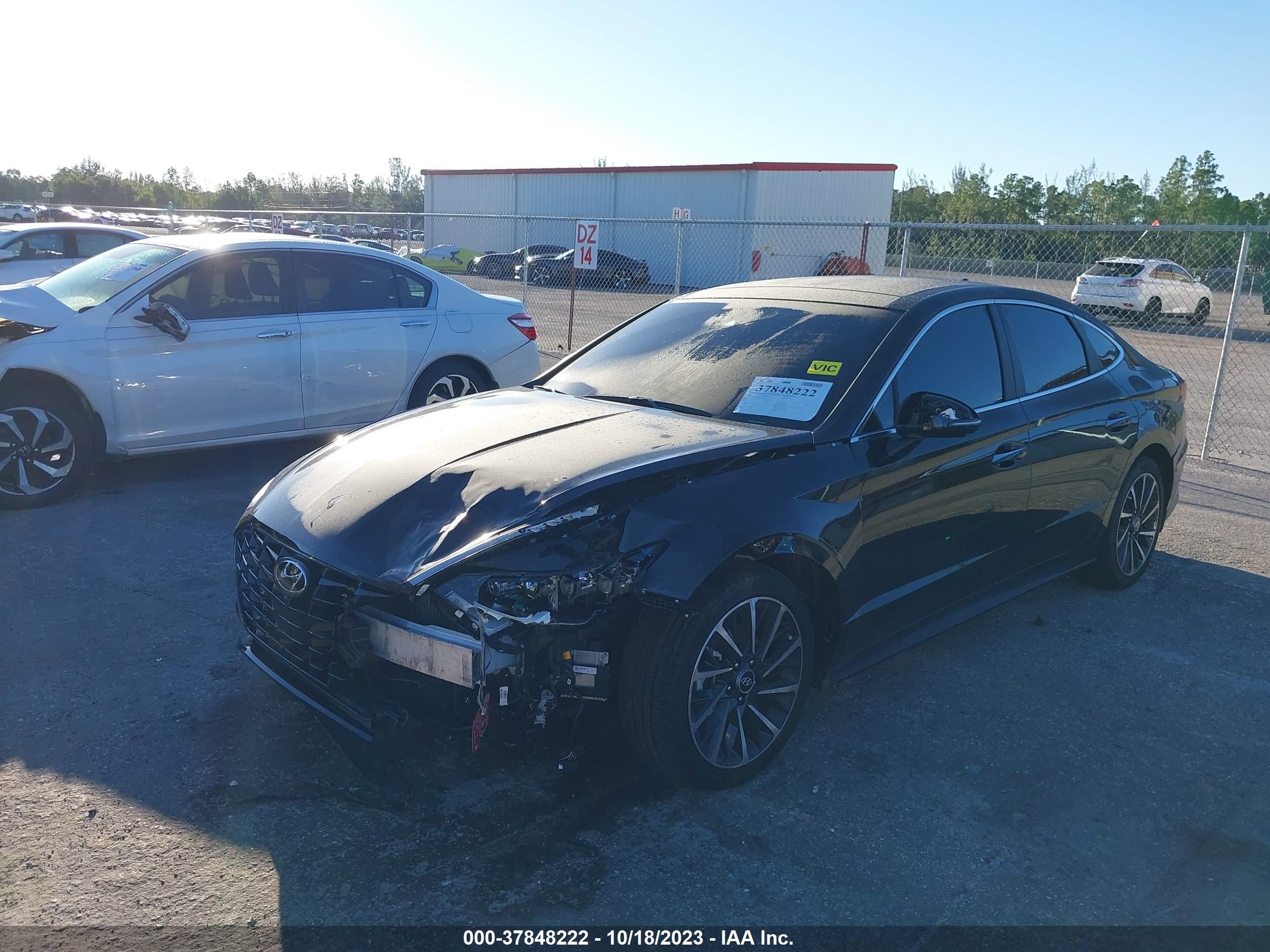 Photo 1 VIN: KMHL34J2XPA269926 - HYUNDAI SONATA 