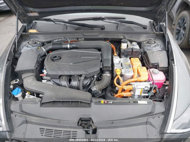 Photo 9 VIN: KMHL34JJ1PA058721 - HYUNDAI SONATA HYBRID 