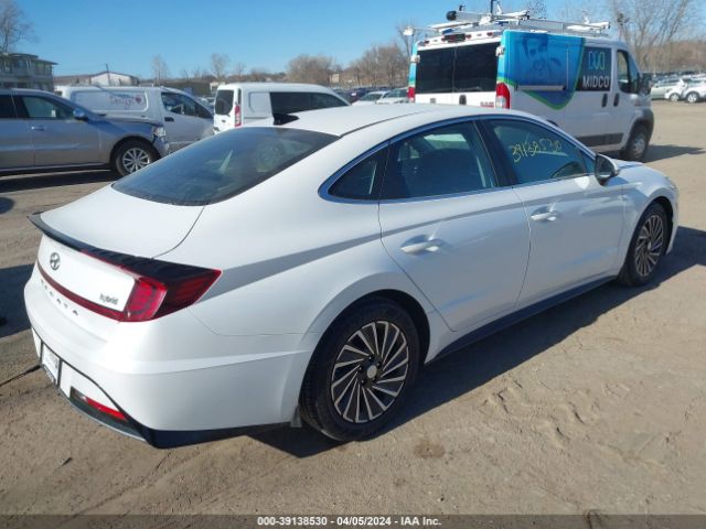 Photo 3 VIN: KMHL34JJ3MA023545 - HYUNDAI SONATA 