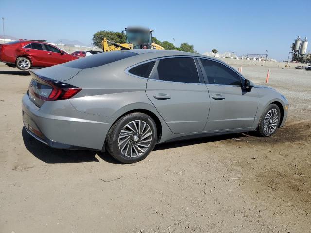 Photo 2 VIN: KMHL34JJ6MA027993 - HYUNDAI SONATA 