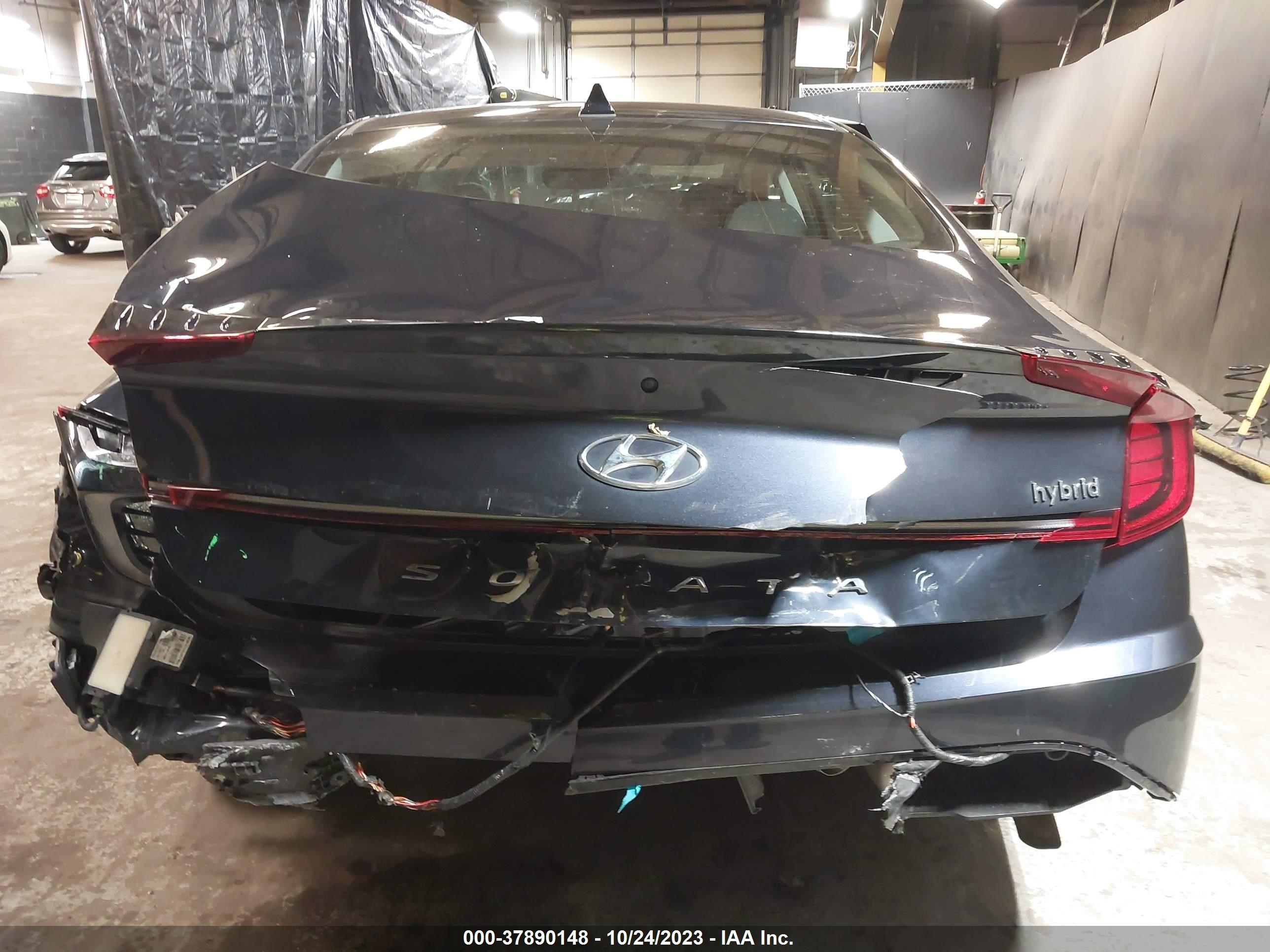 Photo 15 VIN: KMHL34JJ7MA035004 - HYUNDAI SONATA 