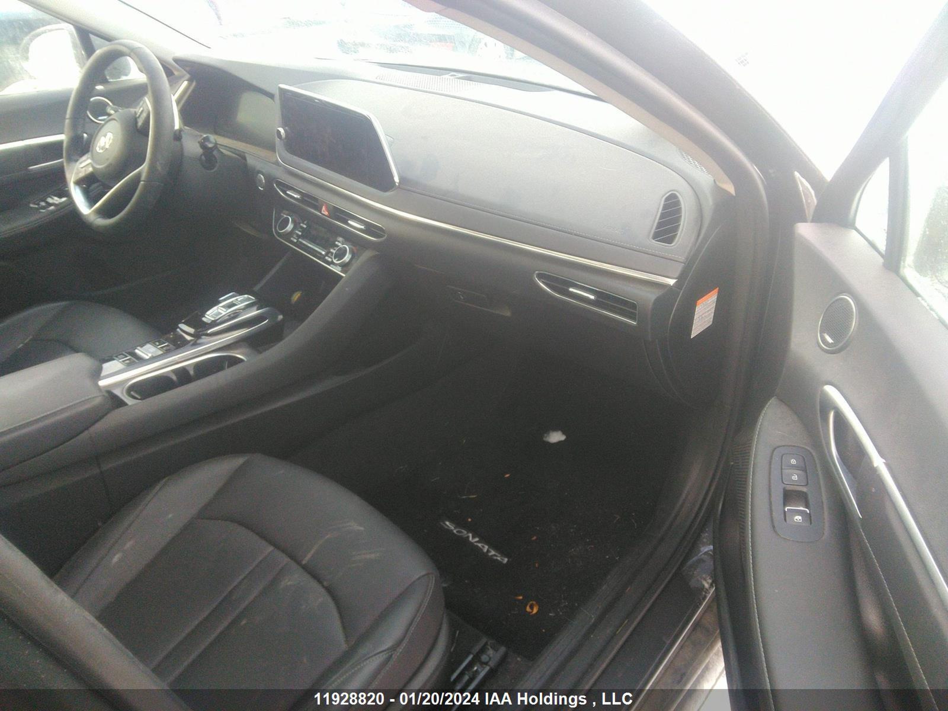 Photo 4 VIN: KMHL34JJ9NA045681 - HYUNDAI SONATA 