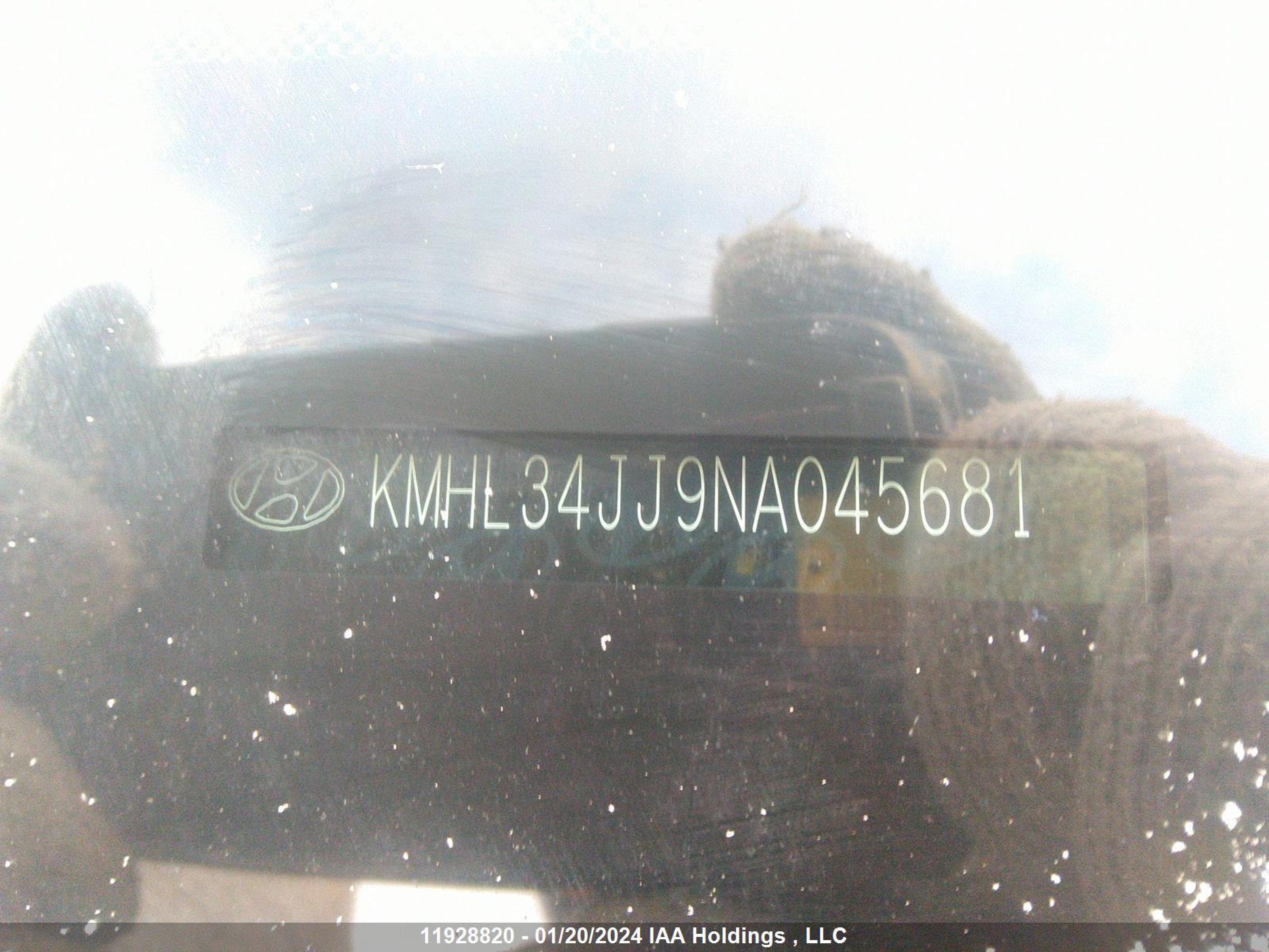 Photo 8 VIN: KMHL34JJ9NA045681 - HYUNDAI SONATA 