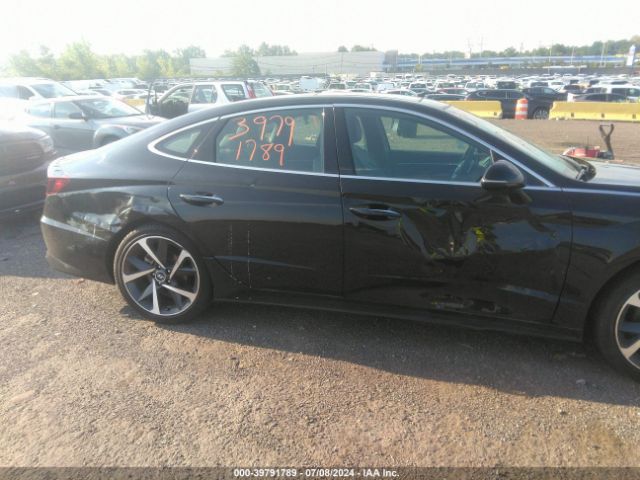 Photo 5 VIN: KMHL44J29NA212305 - HYUNDAI SONATA 