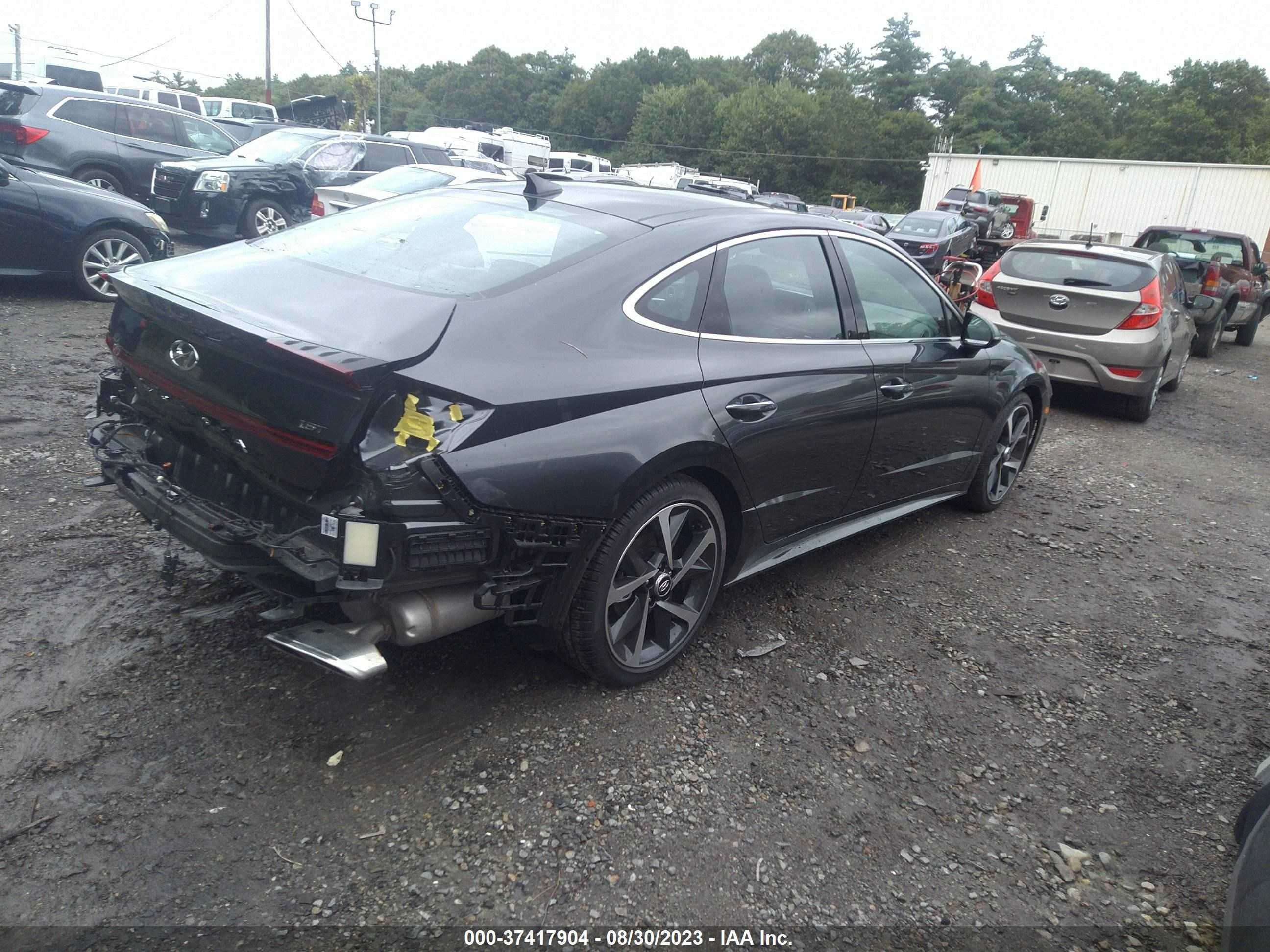 Photo 3 VIN: KMHL44J2XPA249138 - HYUNDAI SONATA 