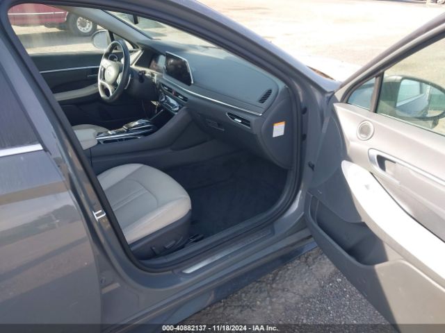 Photo 4 VIN: KMHL54JJ1MA026941 - HYUNDAI SONATA 