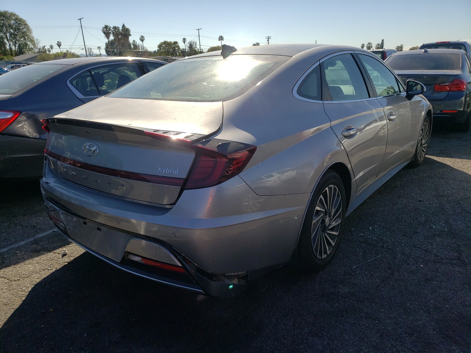 Photo 3 VIN: KMHL54JJ5LA012569 - HYUNDAI SONATA HYB 