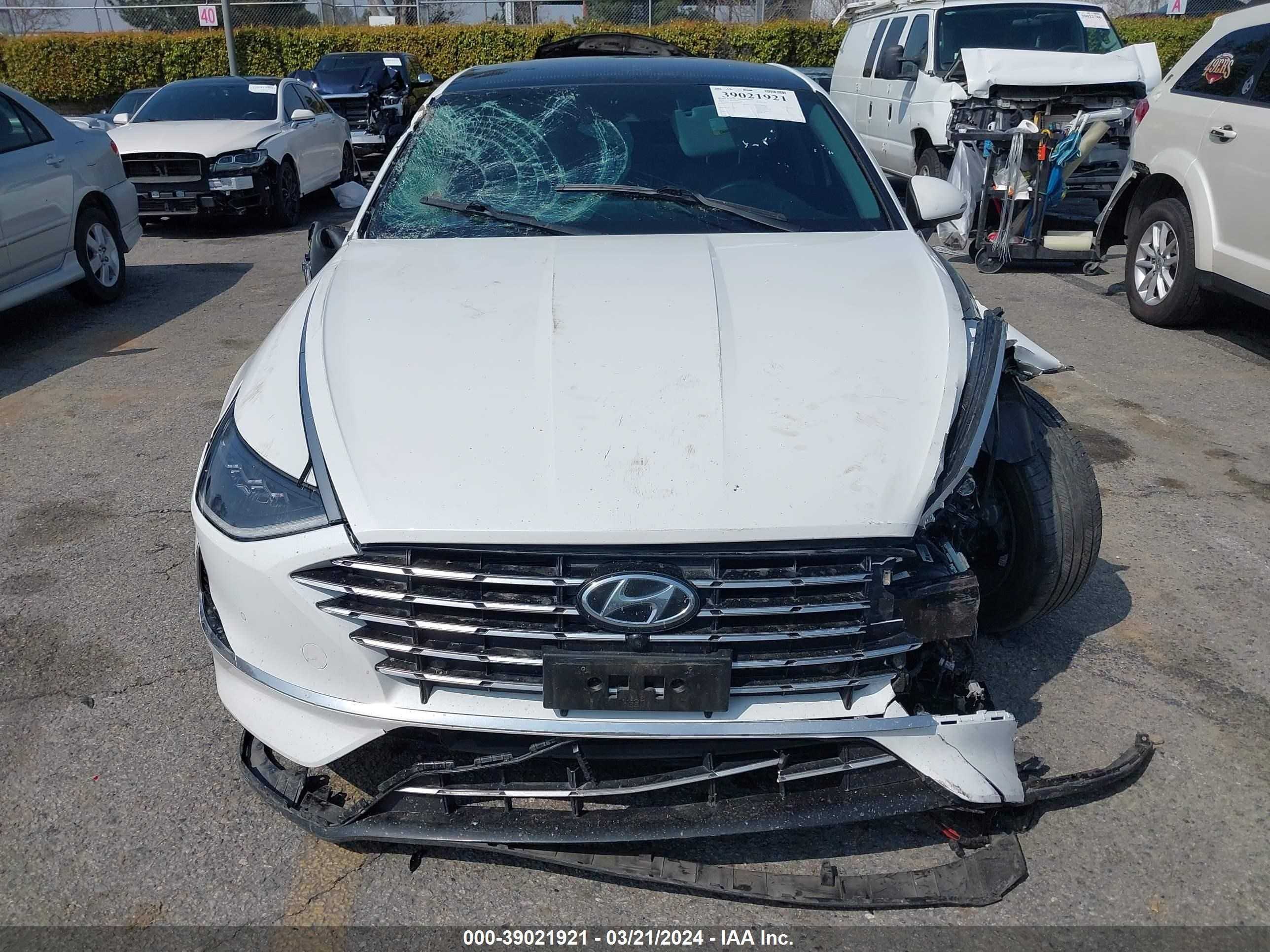 Photo 10 VIN: KMHL54JJ5NA041055 - HYUNDAI SONATA 