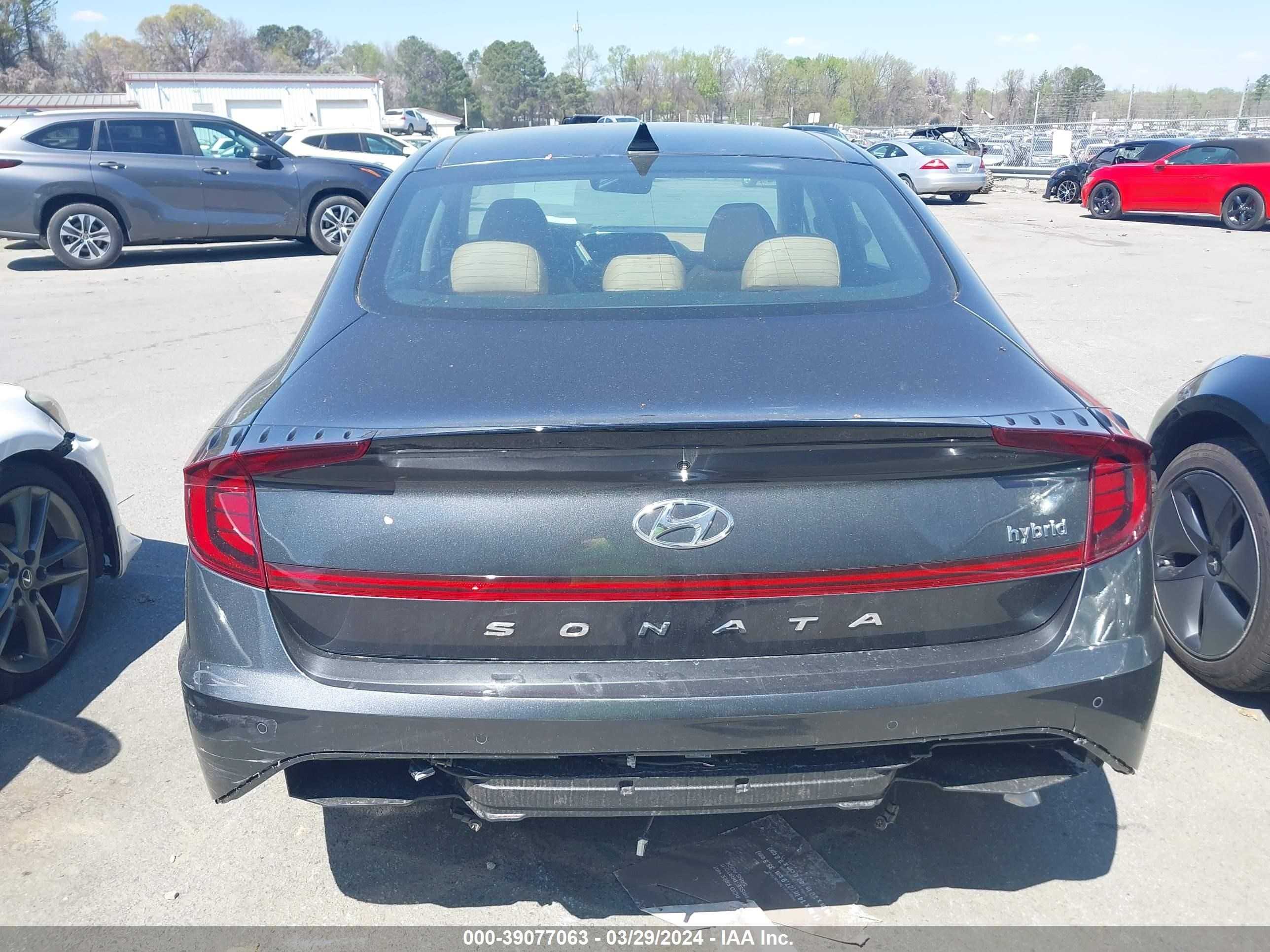 Photo 15 VIN: KMHL54JJ6PA081860 - HYUNDAI SONATA 