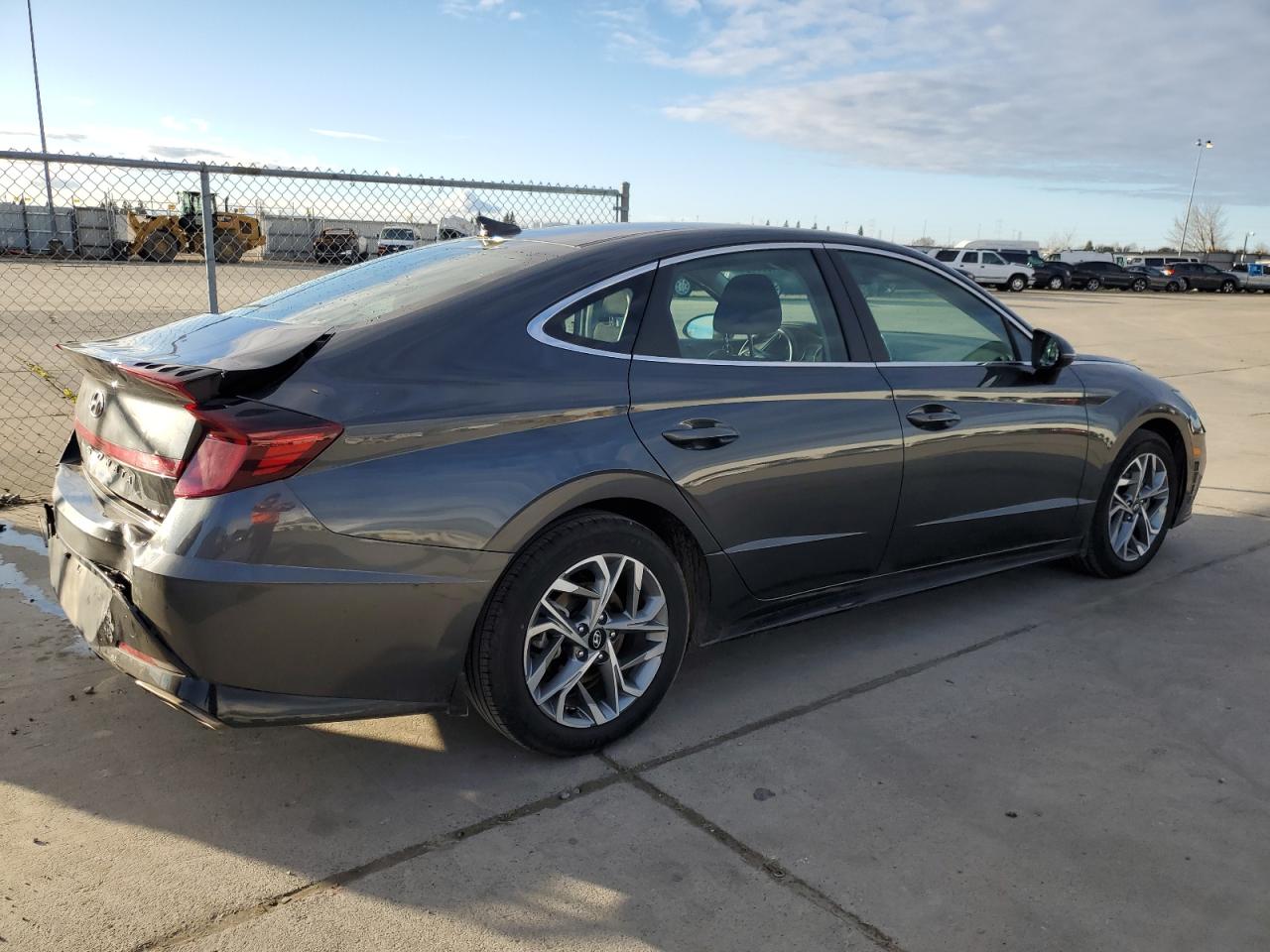 Photo 2 VIN: KMHL64JA0NA216535 - HYUNDAI SONATA 